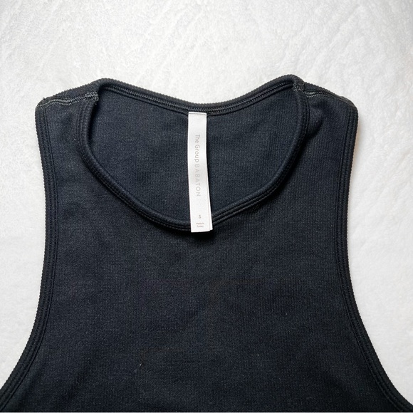 aritzia the group by babaton silhouette seamless cropped tank SOLD - Picture 3 of 3
